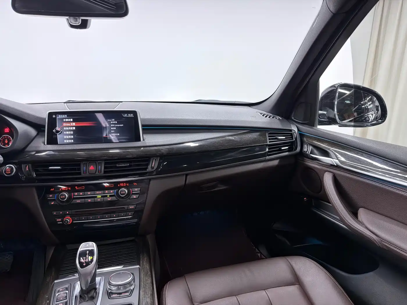 BMW X5 (Import) 2017 xDrive35i M Luxury Sport фото 9