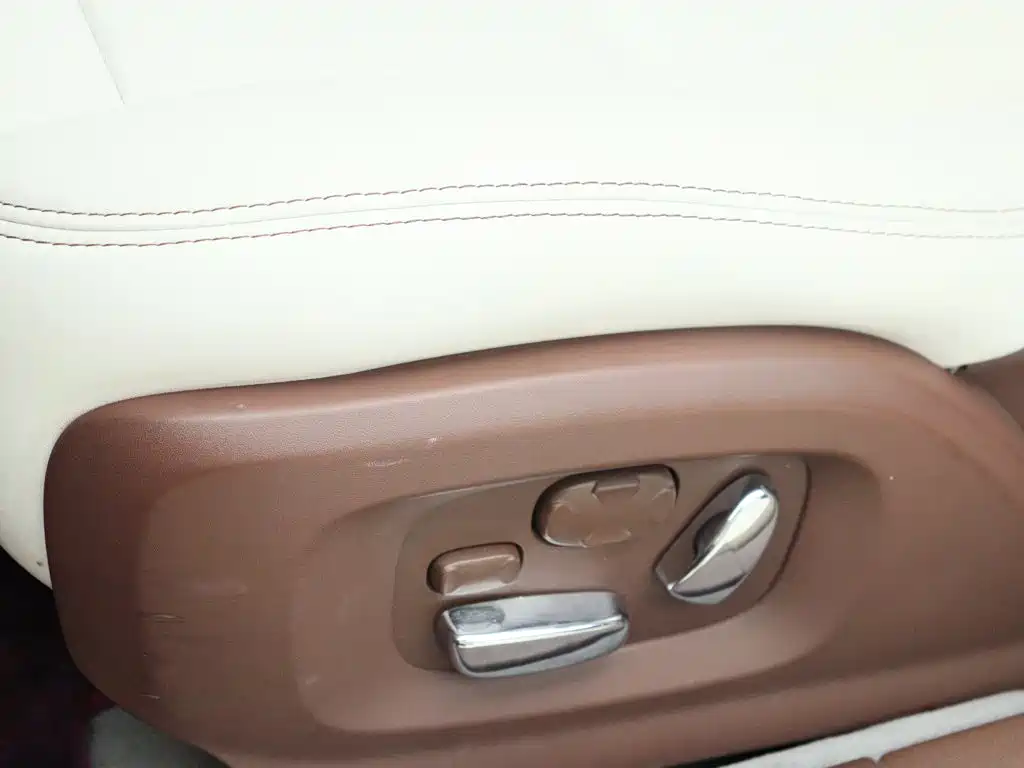 Jaguar XJ 2007 2005 Model XJ6L 3.0