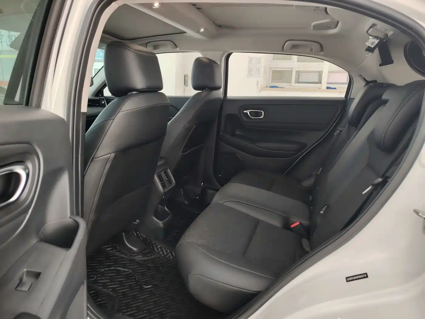 Honda Vezel 2024 2023 1.5L CVT Pioneer Edition