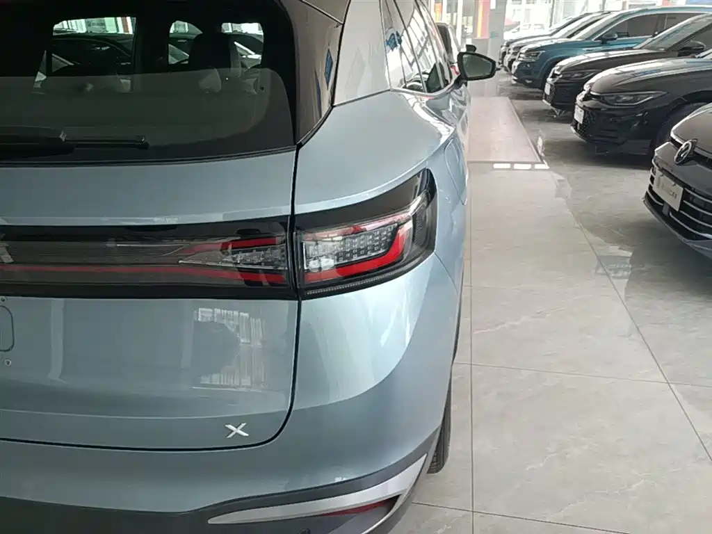 Volkswagen ID.4 X 2025 Smart Pure Intelligent Edition фото 8