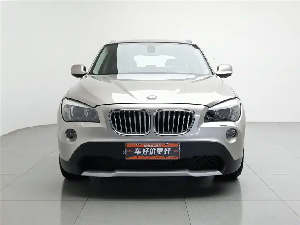 BMW X1 (Import) 2012 xDrive20i фото 3