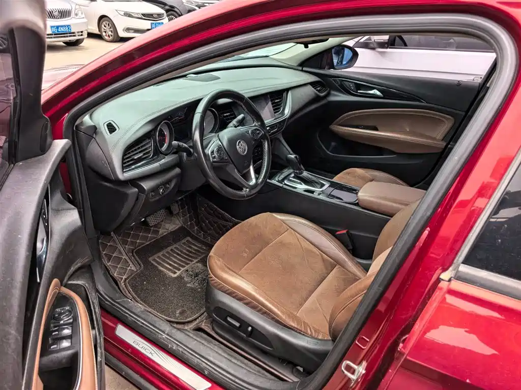 Buick Regal 2017 20T Elite Type фото 8