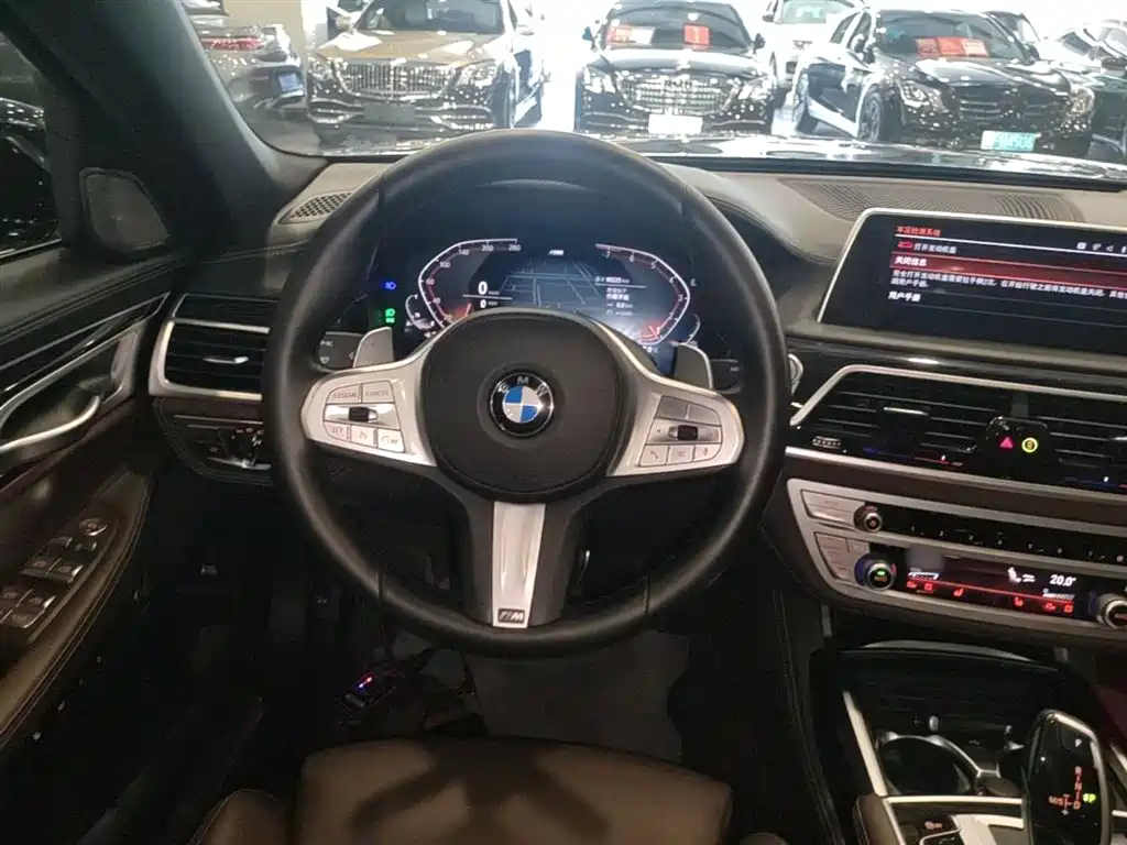 BMW 7 Series 2021 Model 730Li M Sport Package фото 11