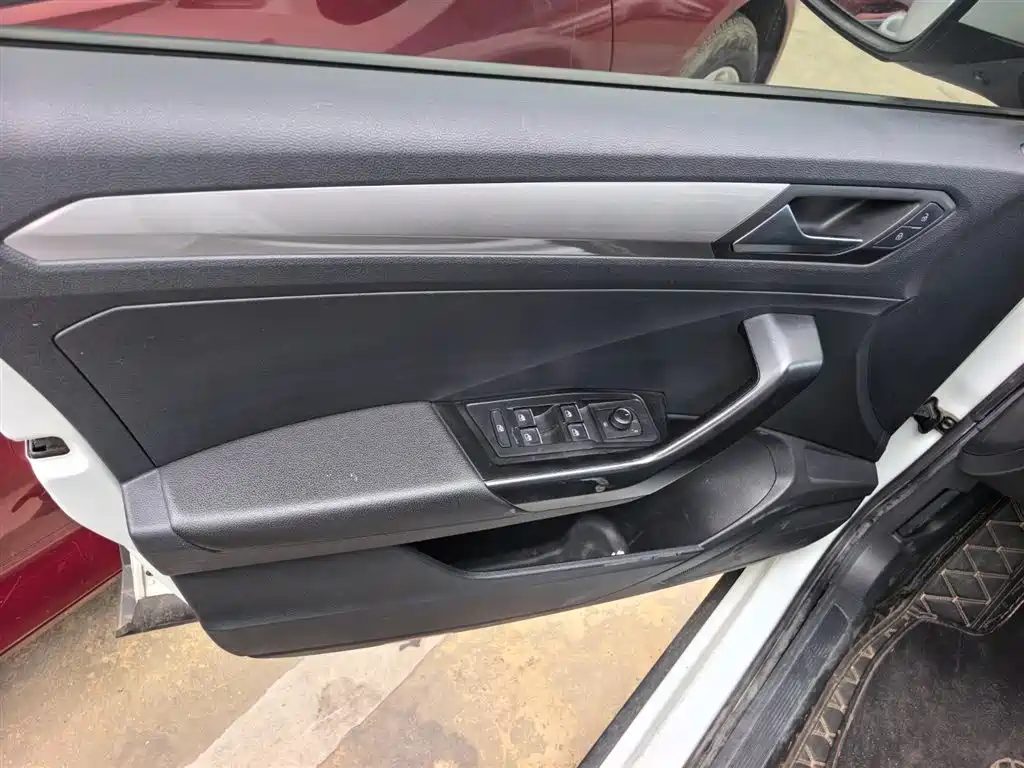Volkswagen T-ROC 2021 280TSI DSG 2WD Elite Connected фото 6