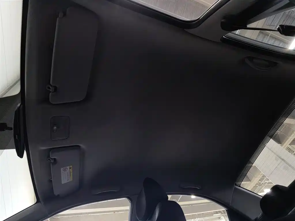 Hyundai Verna 2017 1.4L Manual Color Edition (China V) фото 14