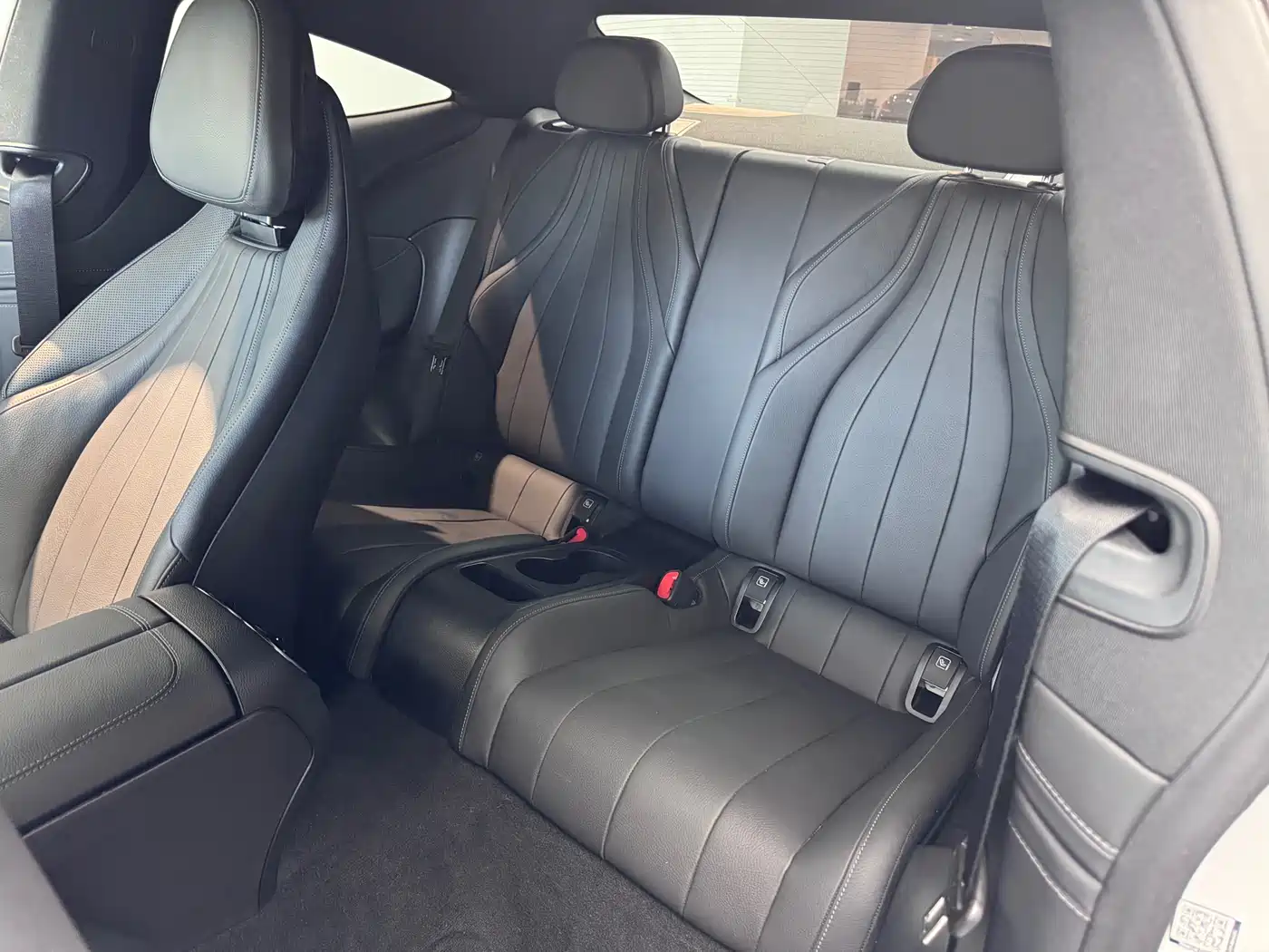 Mercedes-Benz CLE 2024 CLE 300 4MATIC Luxury Coupe фото 4