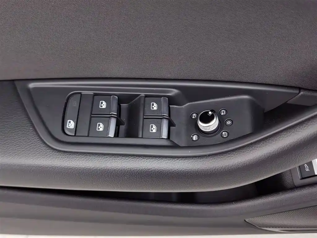 Audi A4L 2019 40 TFSI Progressive (China VI) фото 9