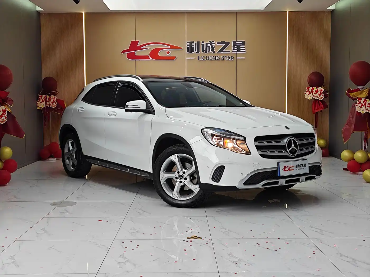 Mercedes-Benz GLA 2018 GLA 200 Dynamic фото 3