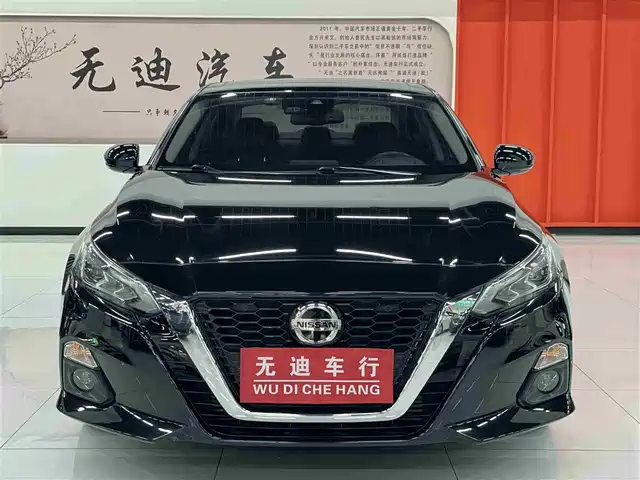 NISSAN TEANA