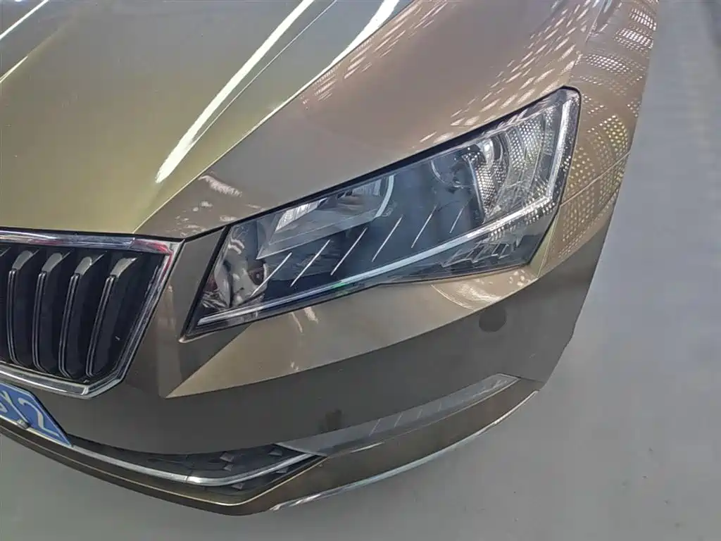 Škoda Superb 2018 TSI330 DSG Comfort Edition China V фото 24