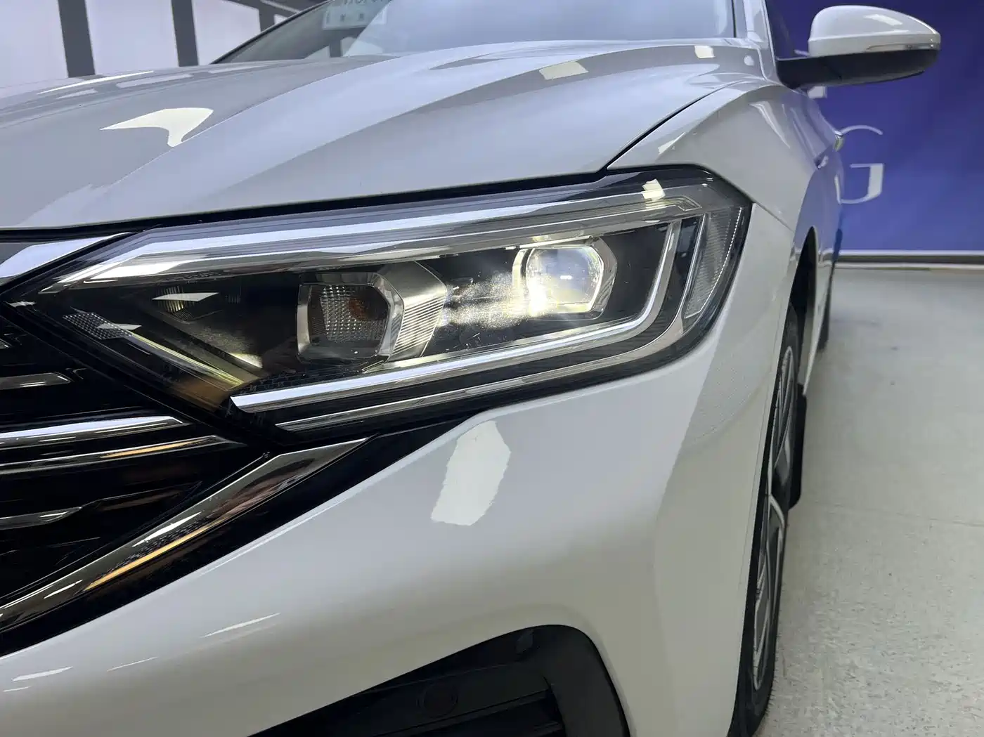 Volkswagen Sagitar 2023 Model Year 280TSI DSG Surpass Edition фото 21