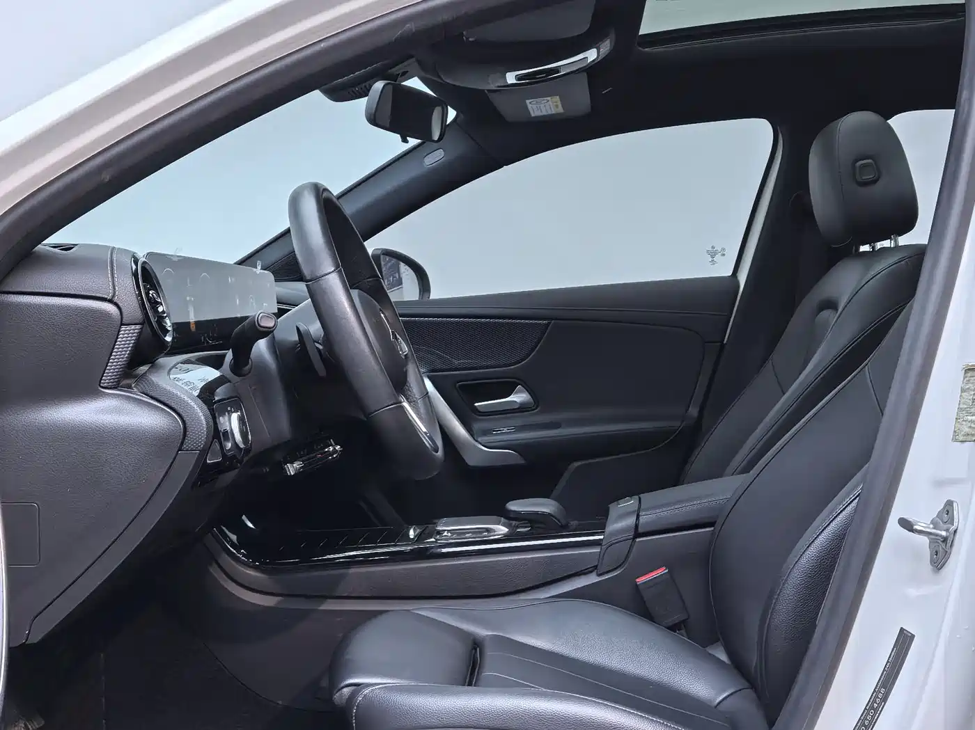 Mercedes-Benz A-Class 2021 A 200 L Sport Sedan Dynamic Type фото 10