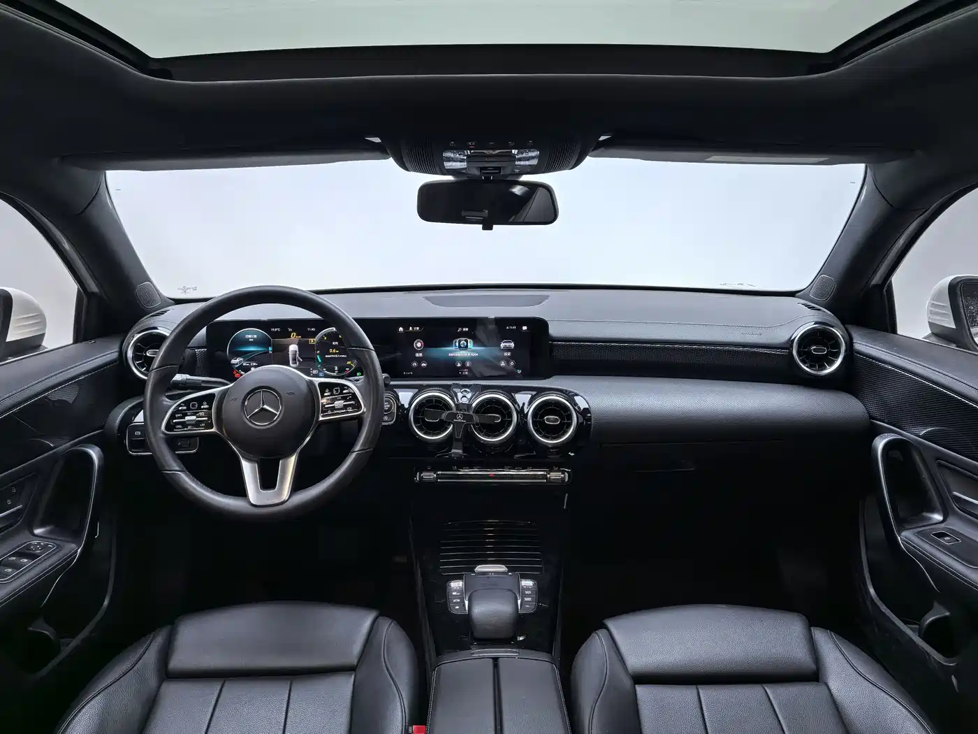 Mercedes-Benz A-Class 2021 A 200 L Sport Sedan Dynamic Type фото 12