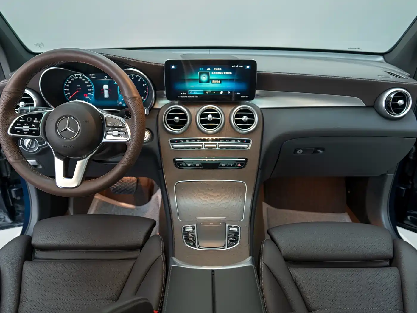 Mercedes-Benz GLC 2022 Facelift II GLC 260 L 4MATIC Luxury фото 11