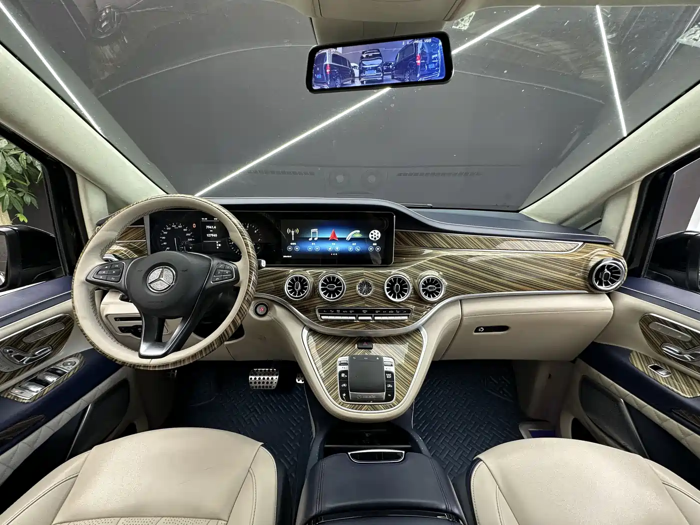 Mercedes-Benz Vito 2021 2.0T Business Edition 7-seater фото 2