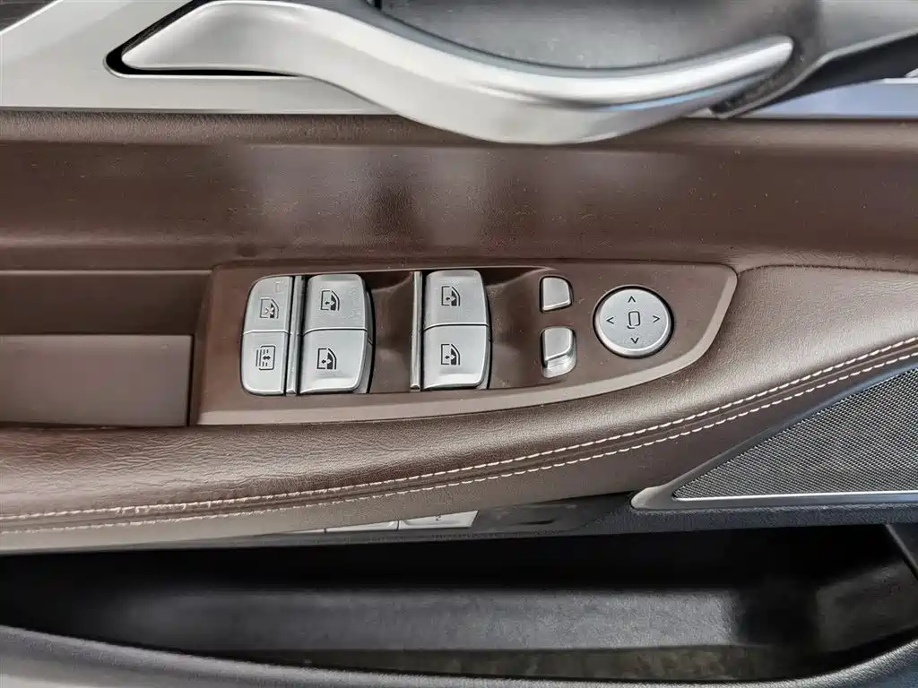 BMW 7 Series 2018 730Li Premium Type M Sport Package фото 9