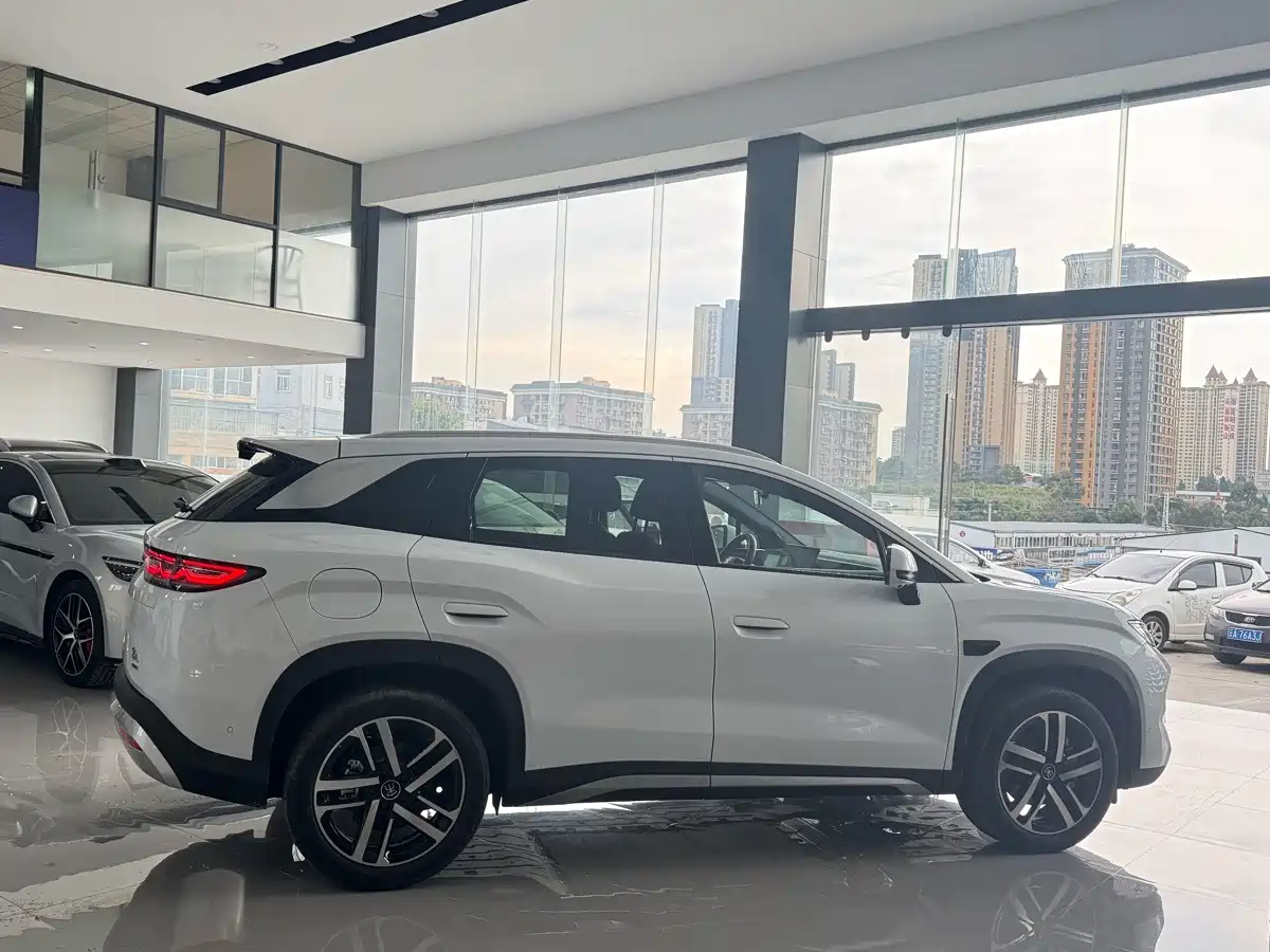 BYD Song L DM-i 2026 2026 DM-i Smart Edition 130KM Superior
