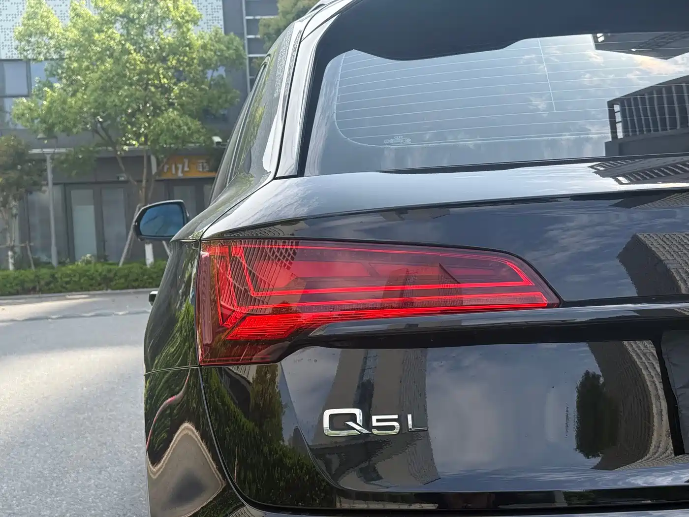 Audi Q5L 2023 40T Luxury Dynamic фото 27