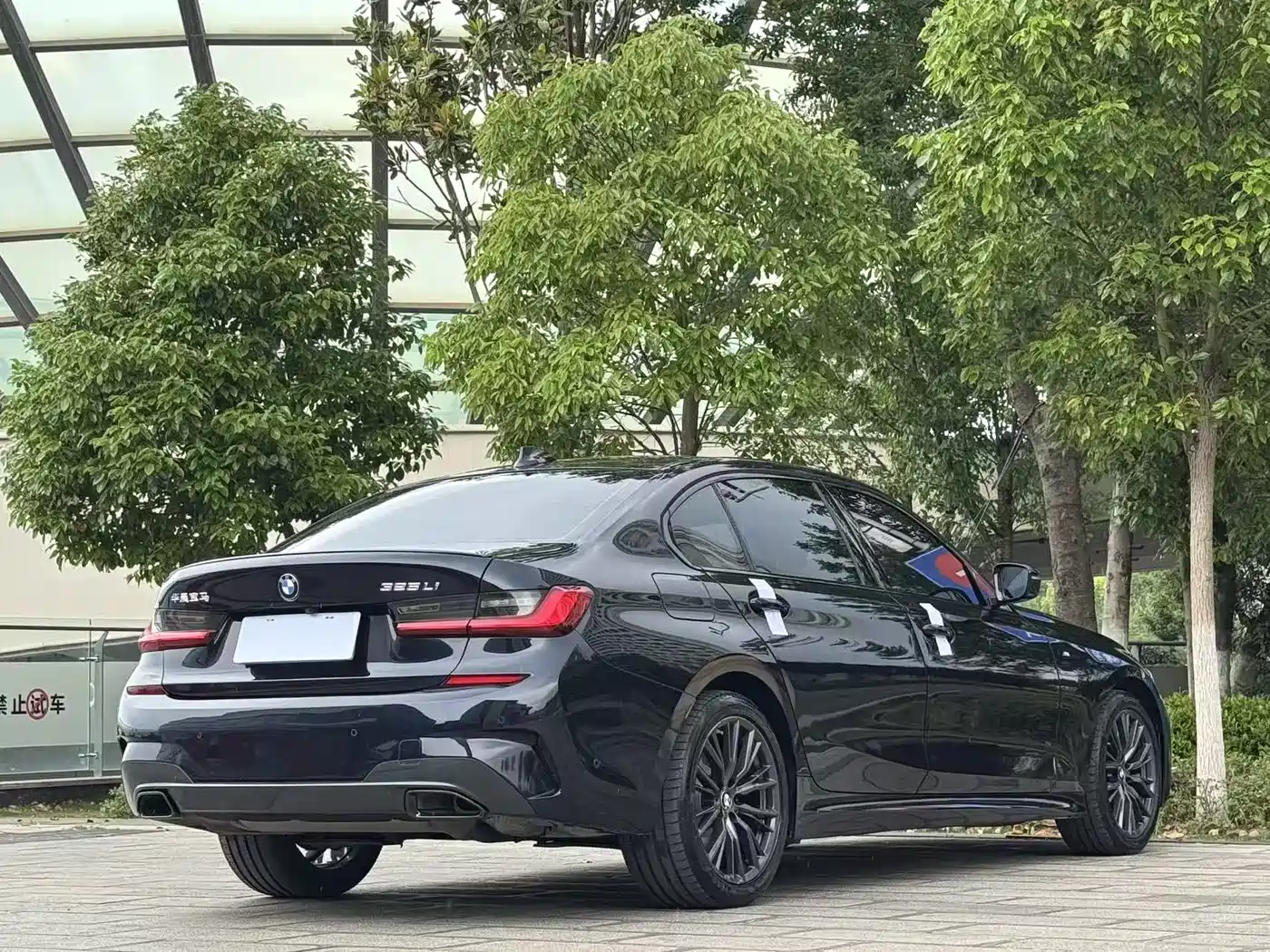 BMW 3 Series 2020 325Li M Sport Black Night Package фото 9