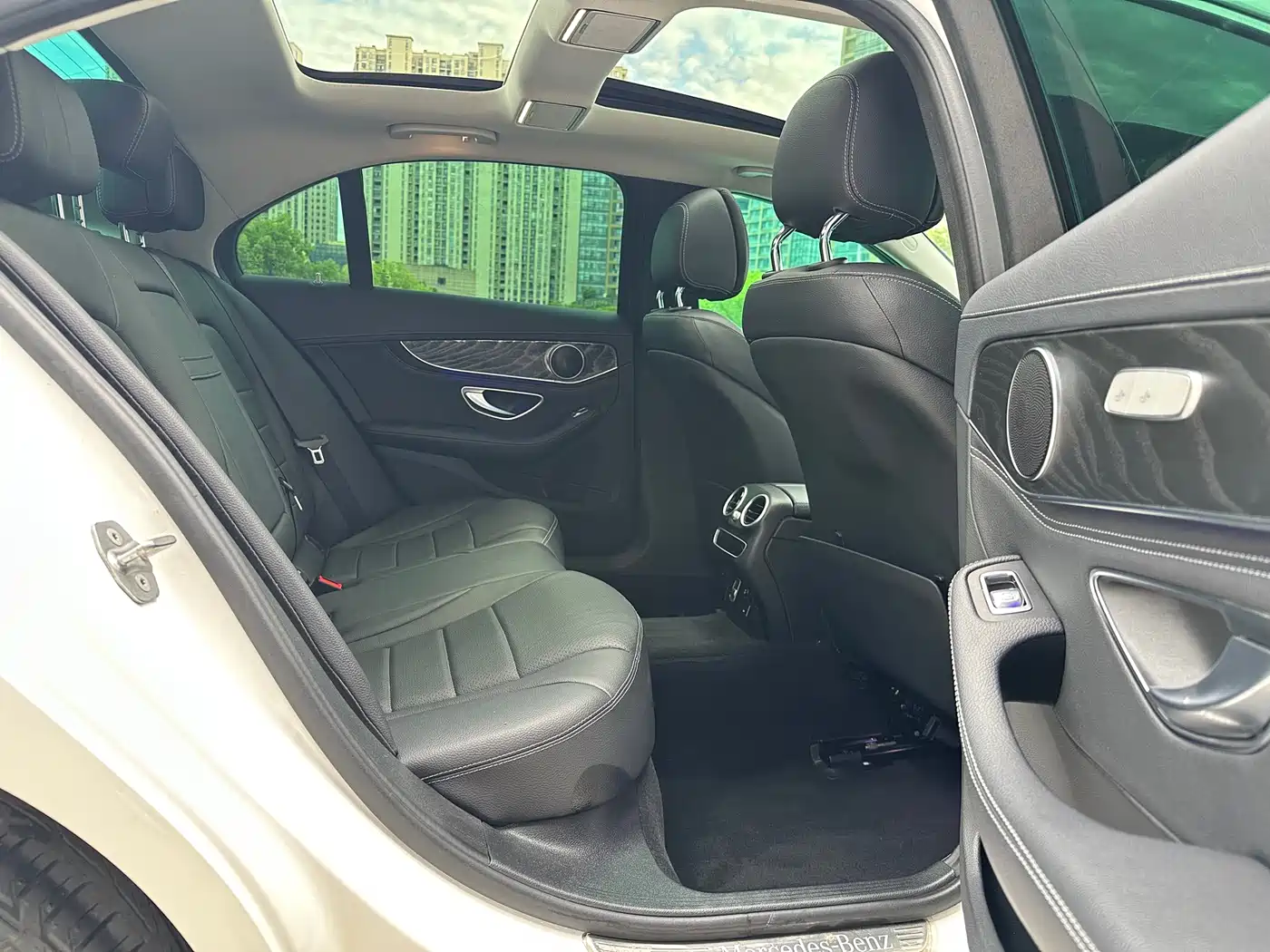 Mercedes-Benz C-Class 2020 Facelift C 260 L Sport фото 23