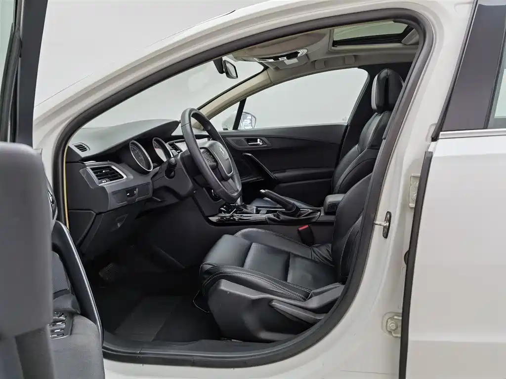 Peugeot 508 2013 2.0L 2nd Anniversary Auto Sunroof Classic Edition фото 10