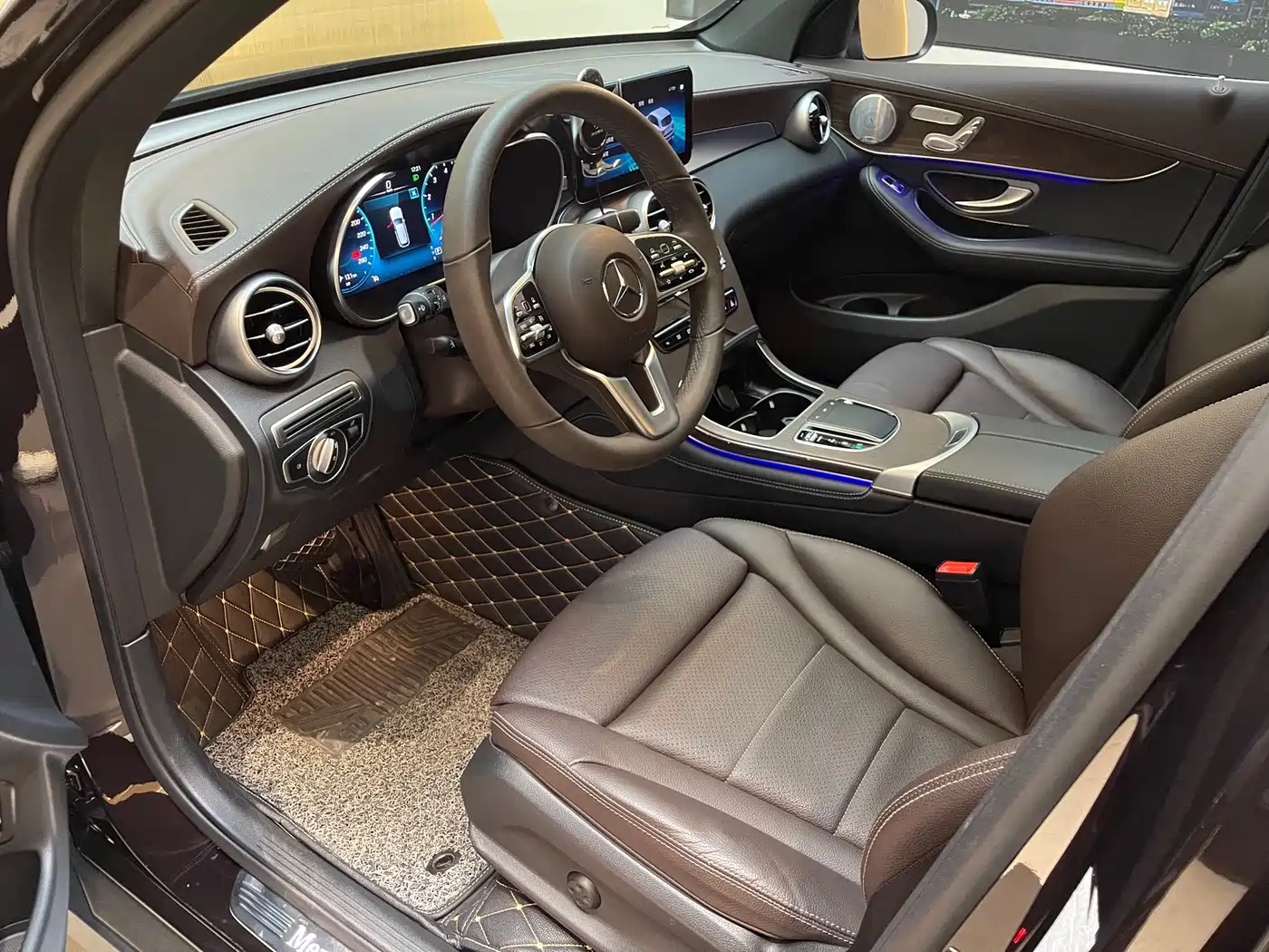 Mercedes-Benz GLC 2021 GLC 260 L 4MATIC Luxury фото 4