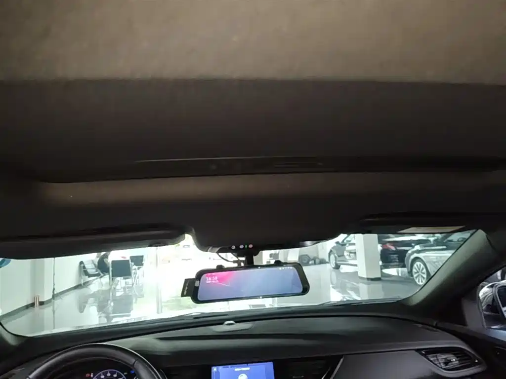 Buick Regal 2020 GS 28T Elite фото 18