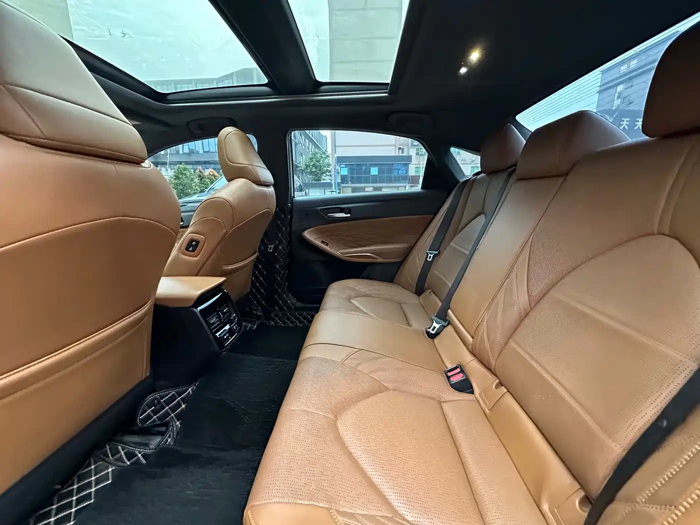 Toyota Avalon 2019 2.5L Touring Premium Edition China VI фото 5