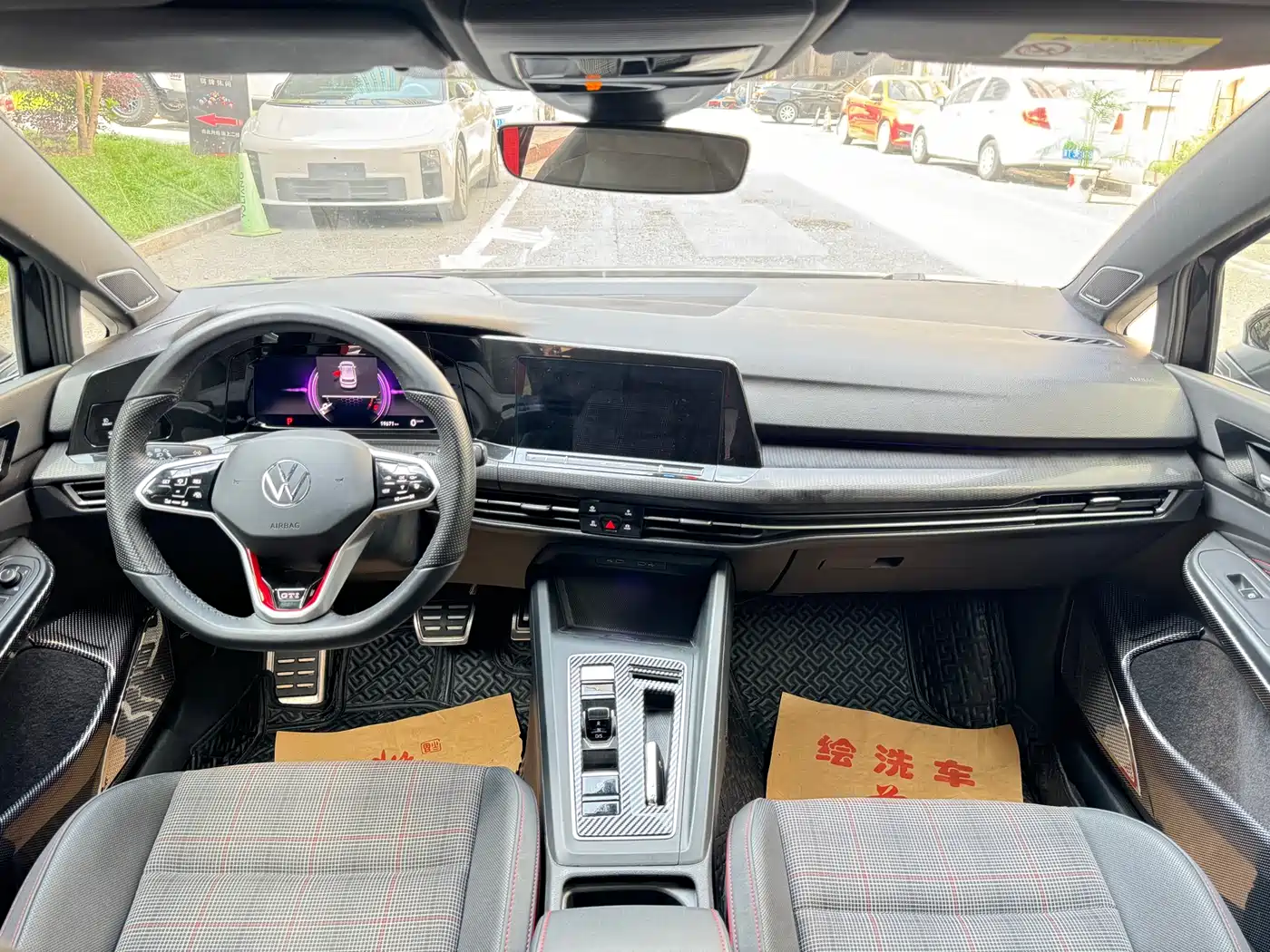 VOLKSWAGEN GOLF GTI