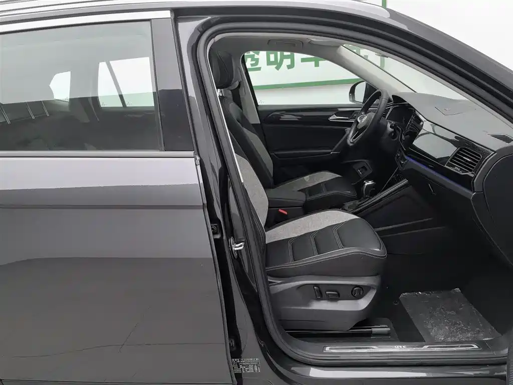 Volkswagen Tayron GTE Plug-in Hybrid 2020 Model 1.4T Luxury фото 23