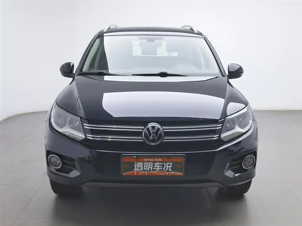 Volkswagen Tiguan 2012 2.0TSI Comfort фото 3