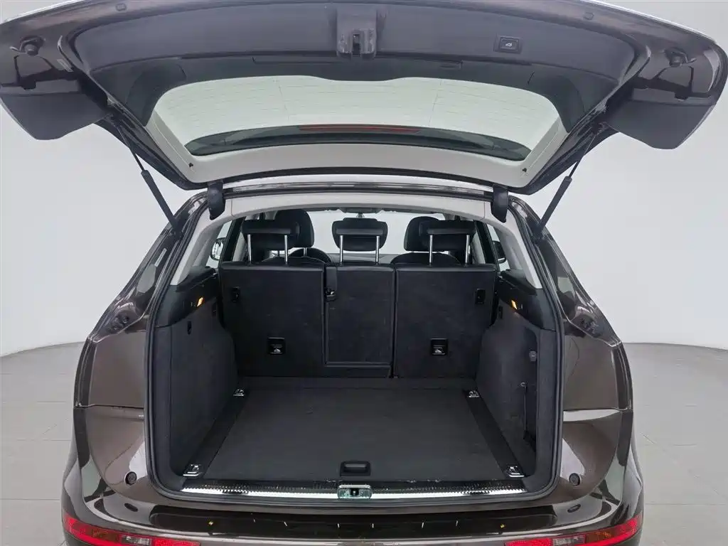 Audi Q5 2016 40 TFSI Technology Model фото 16