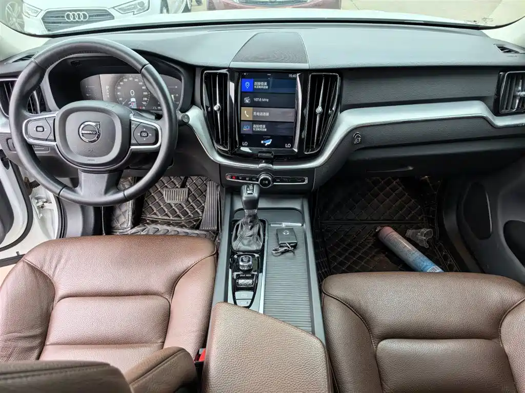 Volvo XC60 2019 T5 4WD Intelligent Ease China VI фото 11