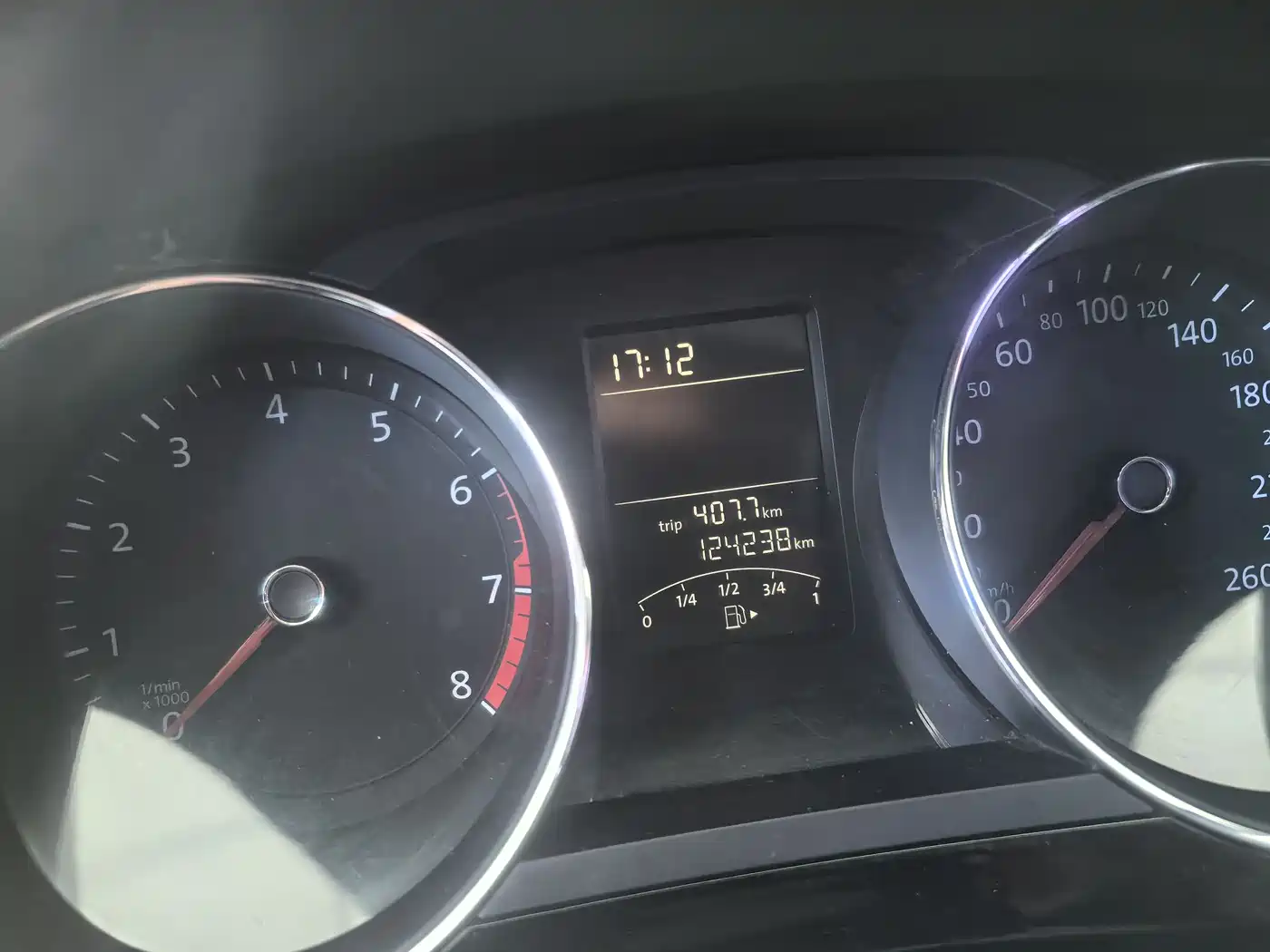 Volkswagen Sagitar 2017 1.6L Automatic Comfort фото 5