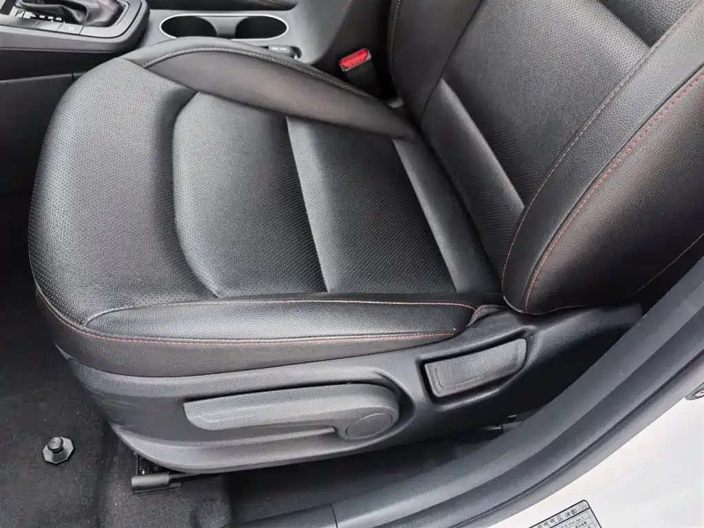 Hyundai Elantra 2020 1.4T DCT Dynamic·Vitality фото 20