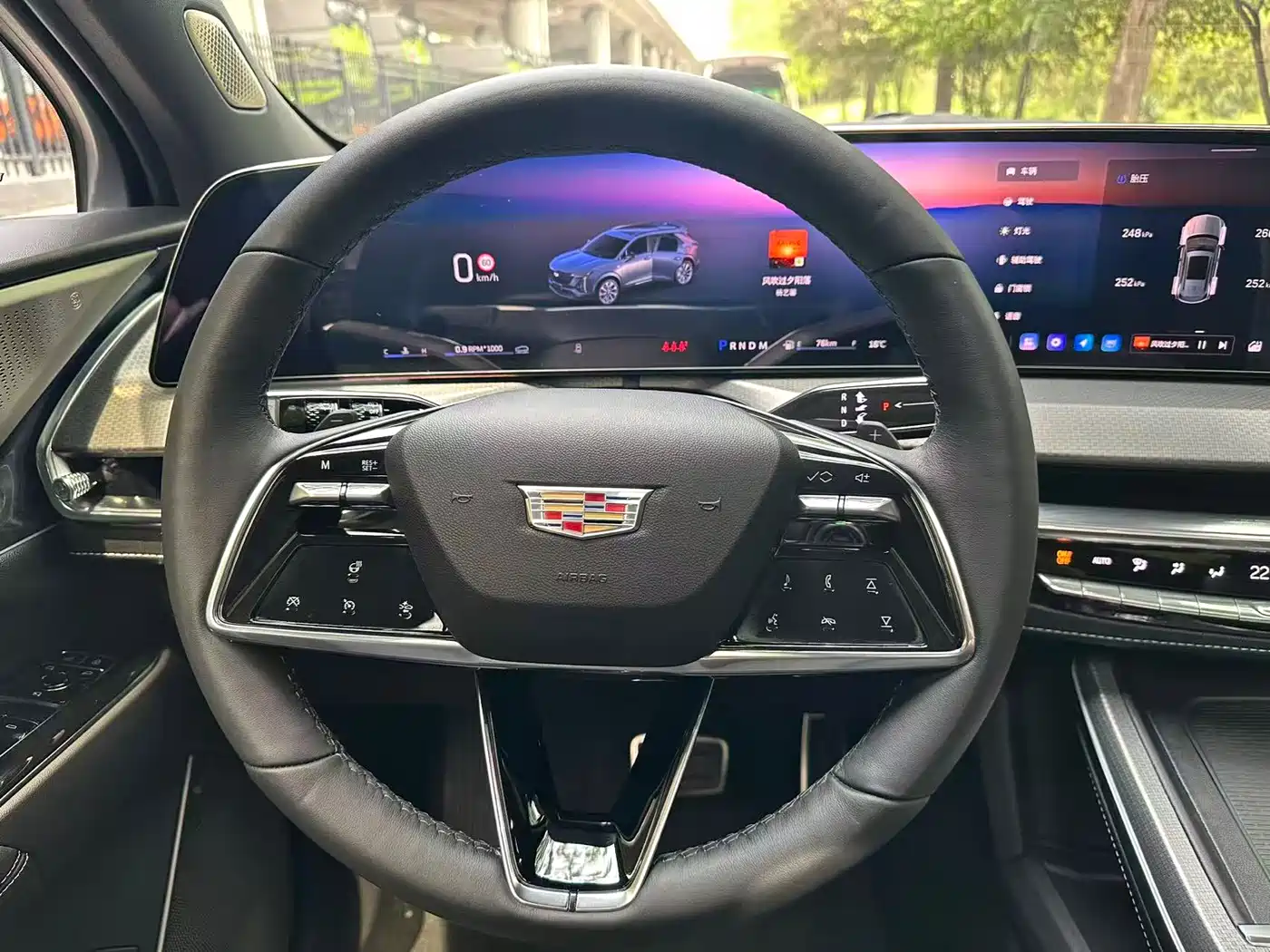 CADILLAC XT5