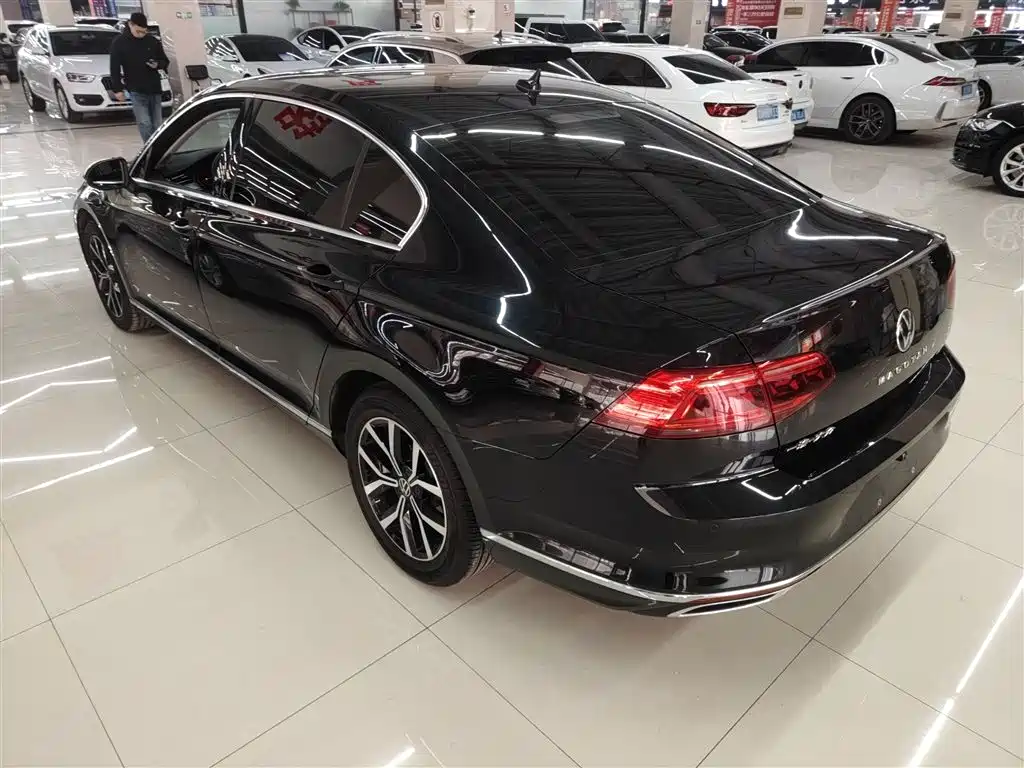 Volkswagen Magotan 2020 330TSI DSG Leading фото 23