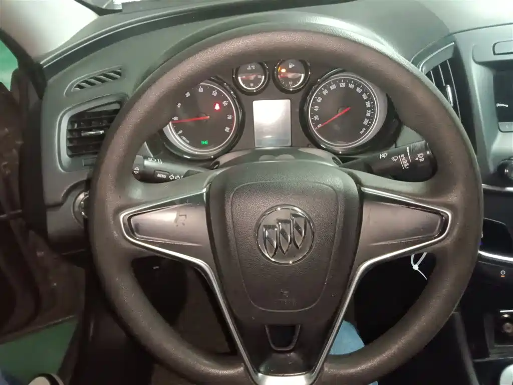 Buick Regal 2015 1.6T Leading Tech Edition фото 11