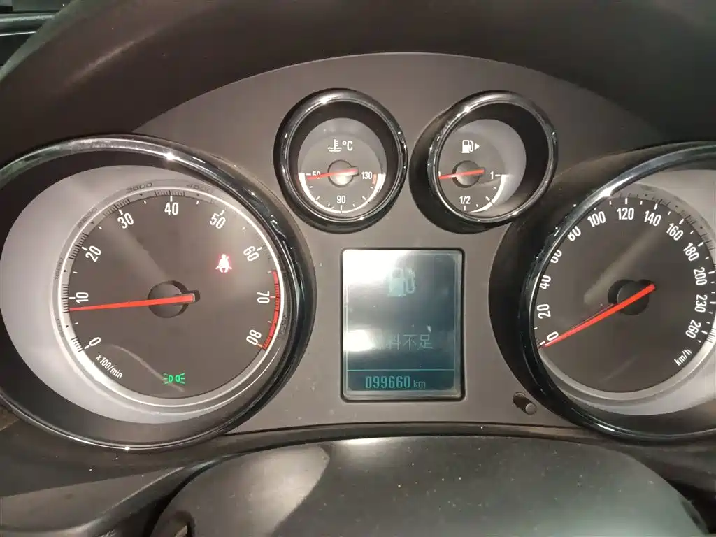 Buick Regal 2015 1.6T Leading Tech Edition фото 12