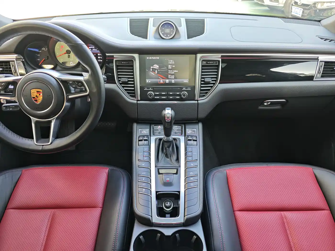 Porsche Macan 2017 Macan S 3.0T фото 15