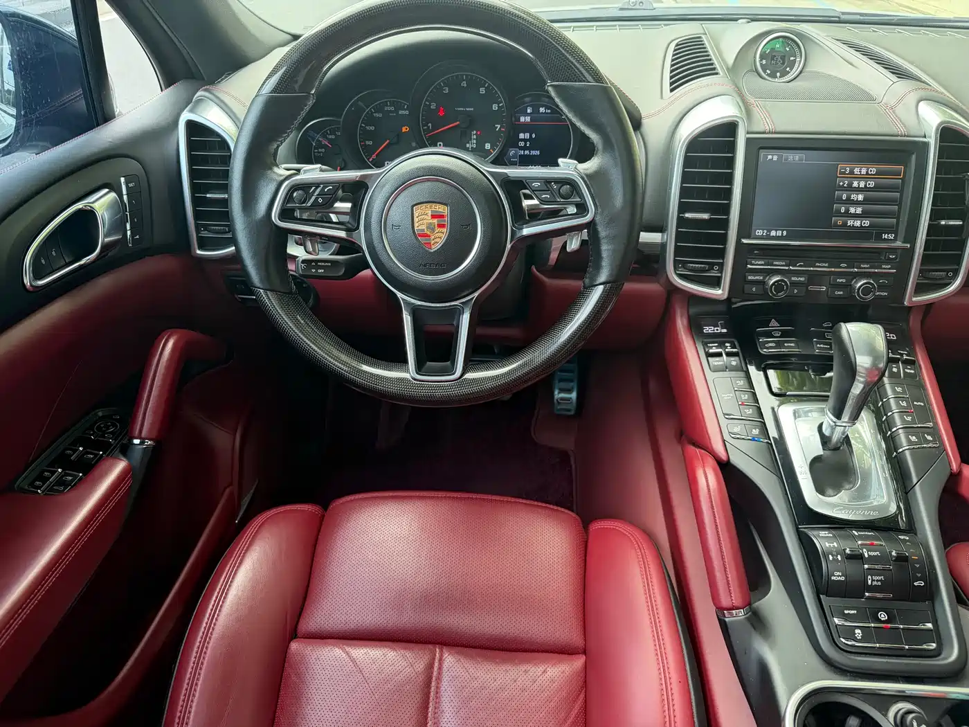 Porsche Cayenne 2015 Cayenne 3.0T фото 9