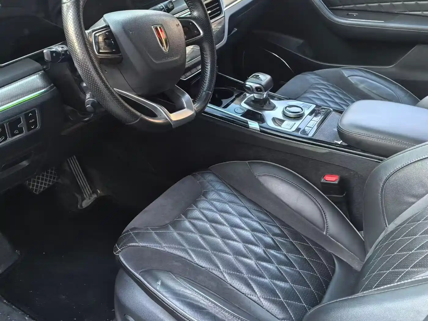 Hongqi HS5 2022 2.0T Smart Connect Flagship Leader Edition фото 7