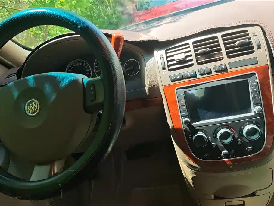 Buick GL8 2013 2.4L Executive Edition фото 16