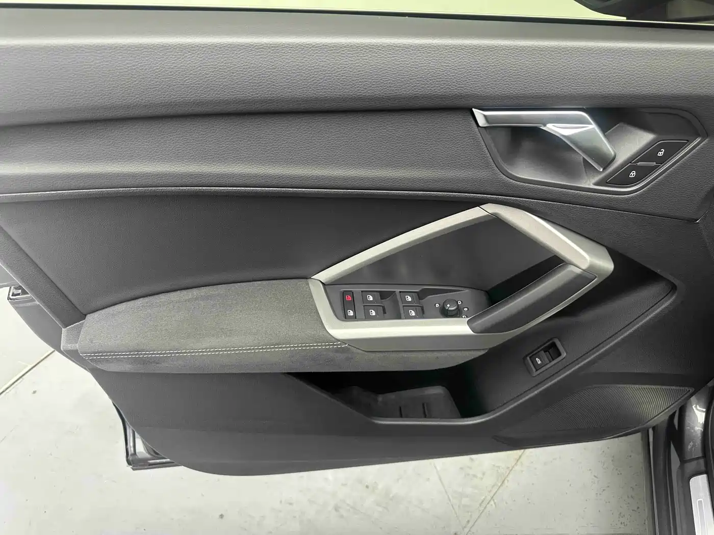 Audi Q3 2022 35 TFSI Fashion Dynamic фото 9