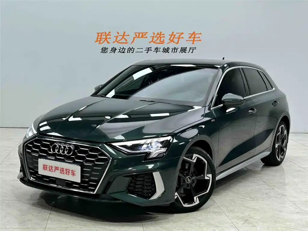 Audi A3 2023 Facelift Sportback 35 TFSI Luxury Sport