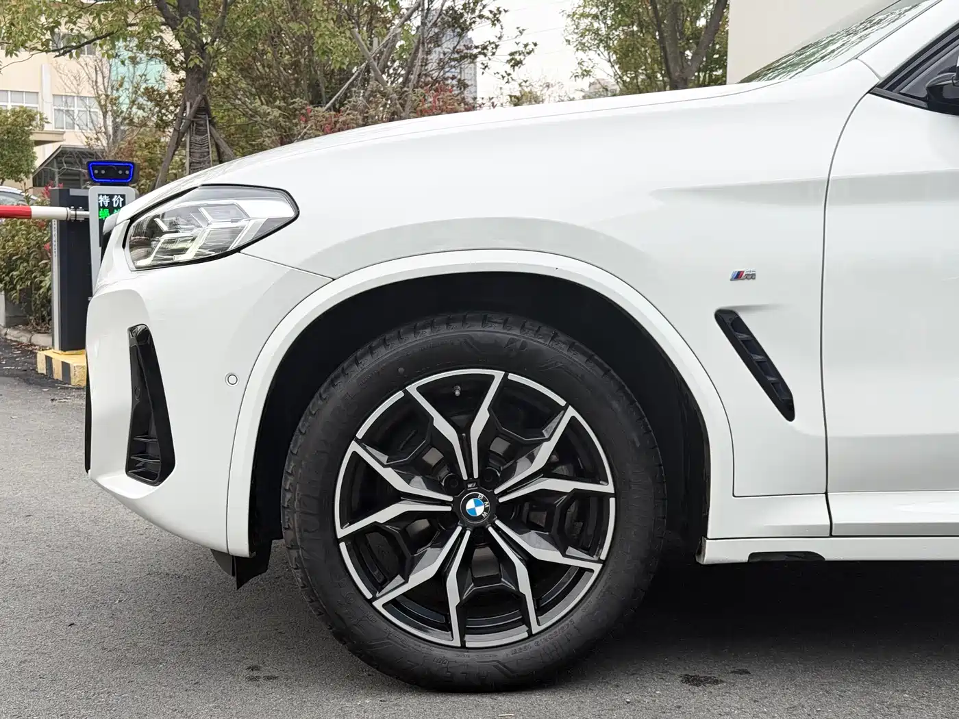 BMW X4 2022 xDrive 25i M Sport Package фото 15