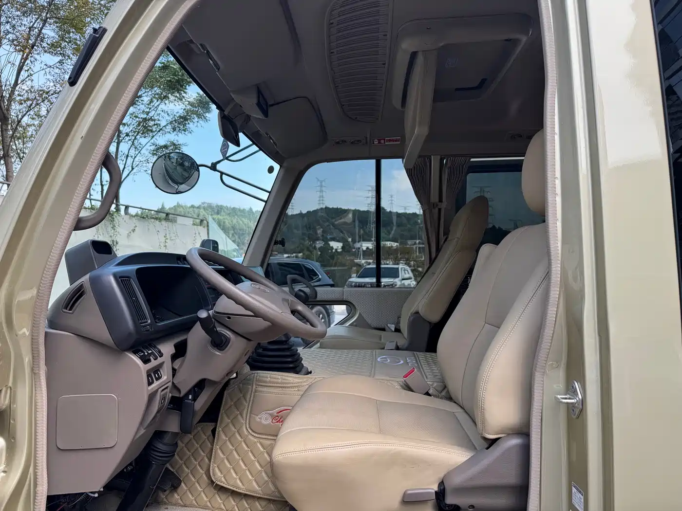 Toyota Coaster 2019 4.0L Luxury Vehicle GRB53L-ZCMEK 20-seater 9GR фото 46