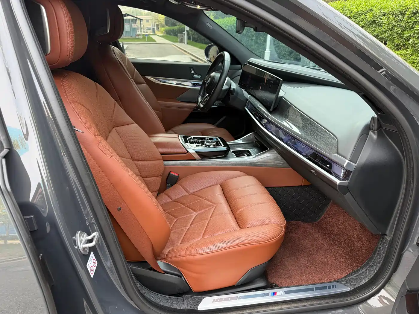 BMW i7 2023 eDrive50L Premium M Sport Package фото 23