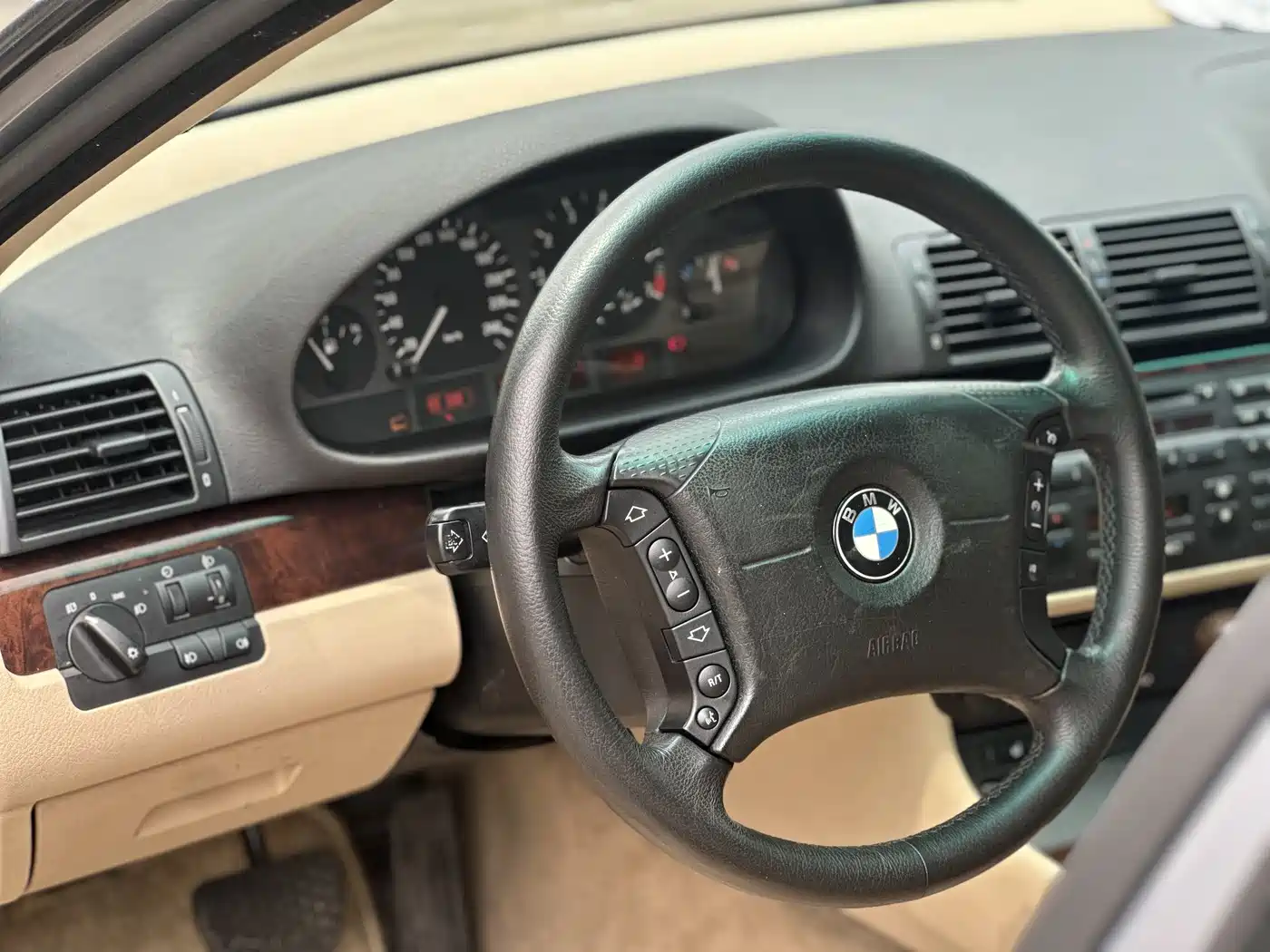 BMW 3 Series 2004 318i фото 25