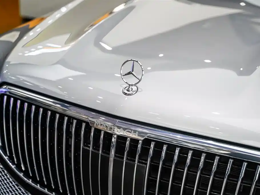 MERCEDES-BENZ MAYBACH GLS